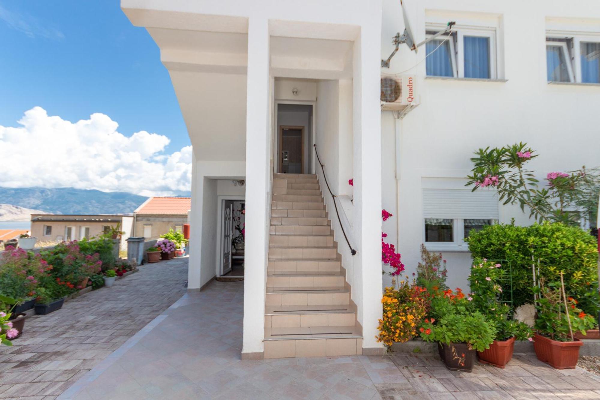 Apartmani Filip Pag Town Exterior foto